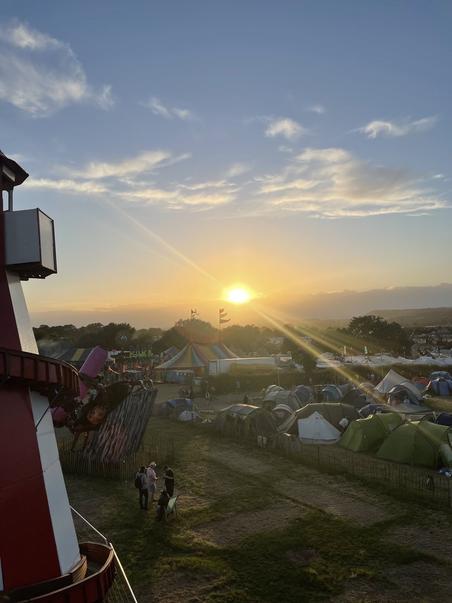Another Friday boxed off ✅

11 more til the biggest tear up on planet earth 🍻🕺🏻

#Glastonbury #Glasto