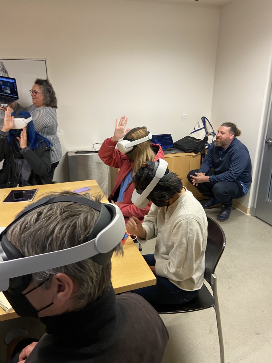 thehydrous's tweet image. This week at The Hydrous, we escaped the rain for a bit to take staff members at @calacademy on a virtual dive of Palau! We loved having the opportunity to demonstrate how we use #XR technologies for #sciencelearning. 

#openaccessoceans #edtech #VR