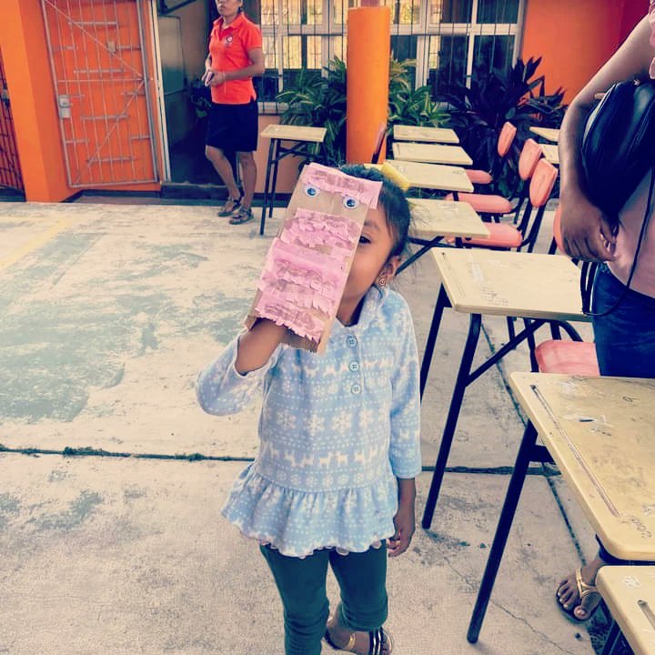 agcvim's tweet photo. Ayer estuvimos en La Uni, Ayutla, Gro., con la obra Teatral "Toc Toc, ¿Qué se  asoma?, abordando temas de prevención del abuso sexual infantil.Actividades en alianza con @unicefmexico 
 #prevencióndeabusosexualinfantil #personasdesplazadas #UNICEFGuerrero  #AGCVIMGuerrero https://t.co/d7QO9H2kyU