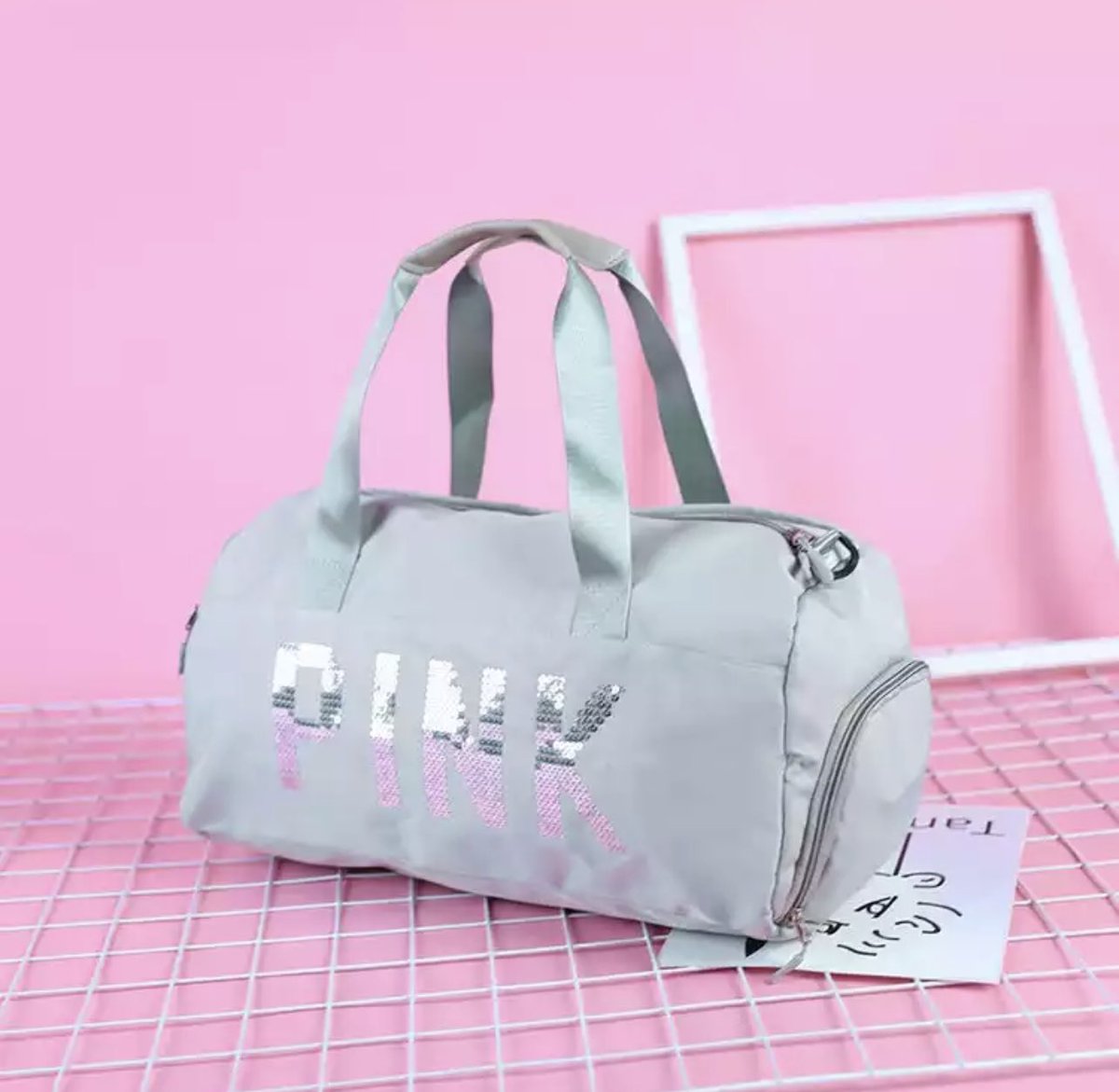 badass_store's tweet photo. We got you! Be active Stay active with BadAss Active 💪🏽 
Boojee Active Travel Duffle Bag 
#dufflebag #activetravel #gym #overnight #handbag #daybag https://t.co/URh6eDqOj1