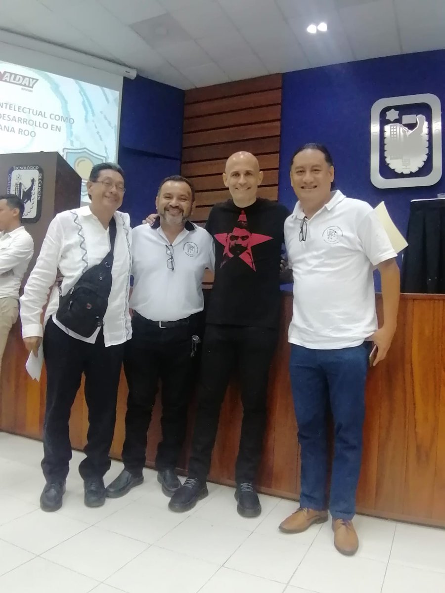 Fundación de Egresados y Amigos del TecNM tweet media