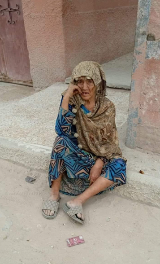 epsilonov71's tweet photo. مباشر🇩🇿
31 مارس
غادرونا:
طولقة ولاية بسكرة:
انتقلت إلى رحمة الله، المجاهدة الحرة مخلوفي الضاوية (ضوة)، أخت صقر الصحراء الشهيد مخلوف مخلوفي بن قسيم، وأرملة المجاهد عاشور محمد.
عاشت البطلة طيلة حياتها مكافحة ضد الاستعمار إبان الثورة، وظروف الحياة القاسية بعد الاستقلال
رحمها الله https://t.co/LNark0pJnZ