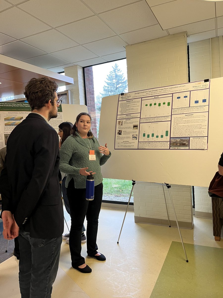 megrua's tweet image. Busy poster session at the @wsu_cosm Festival of Research for #RuaLab members Anthony McLaughlin, @AshleyJulian05 , @madegreene and Taylor Eitel!