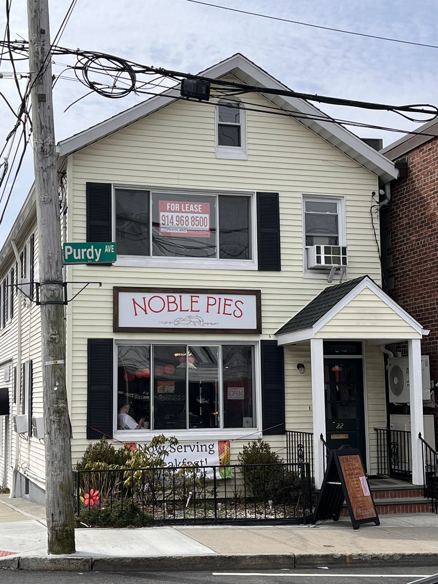 BillyRosen's tweet photo. Attention barbers seeking vengeance in the vicinity of Rye, NY: https://t.co/6Id6W24HAv