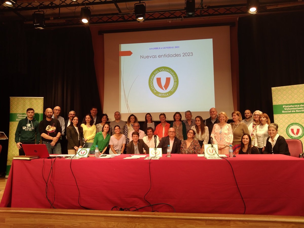Fundación PRODEAN (@prodean_org) on Twitter photo Nuestra enhorabuena a José Pedraza, representante del @B_Alim_Sevilla que ha sido elegido nuevo Presidente de la Plataforma Casi un centener de entidades formamos ya la <a href="/PVSsevilla/">Plataforma del Voluntariado de Sevilla</a> voluntariadosevilla.es/313-casi-un-ce… Nuestra enhorabuena a José Pedraza, representante del @B_Alim_Sevilla que ha sido elegido nuevo Presidente de la Plataforma Casi un centener de entidades formamos ya la <a href="/PVSsevilla/">Plataforma del Voluntariado de Sevilla</a> voluntariadosevilla.es/313-casi-un-ce…