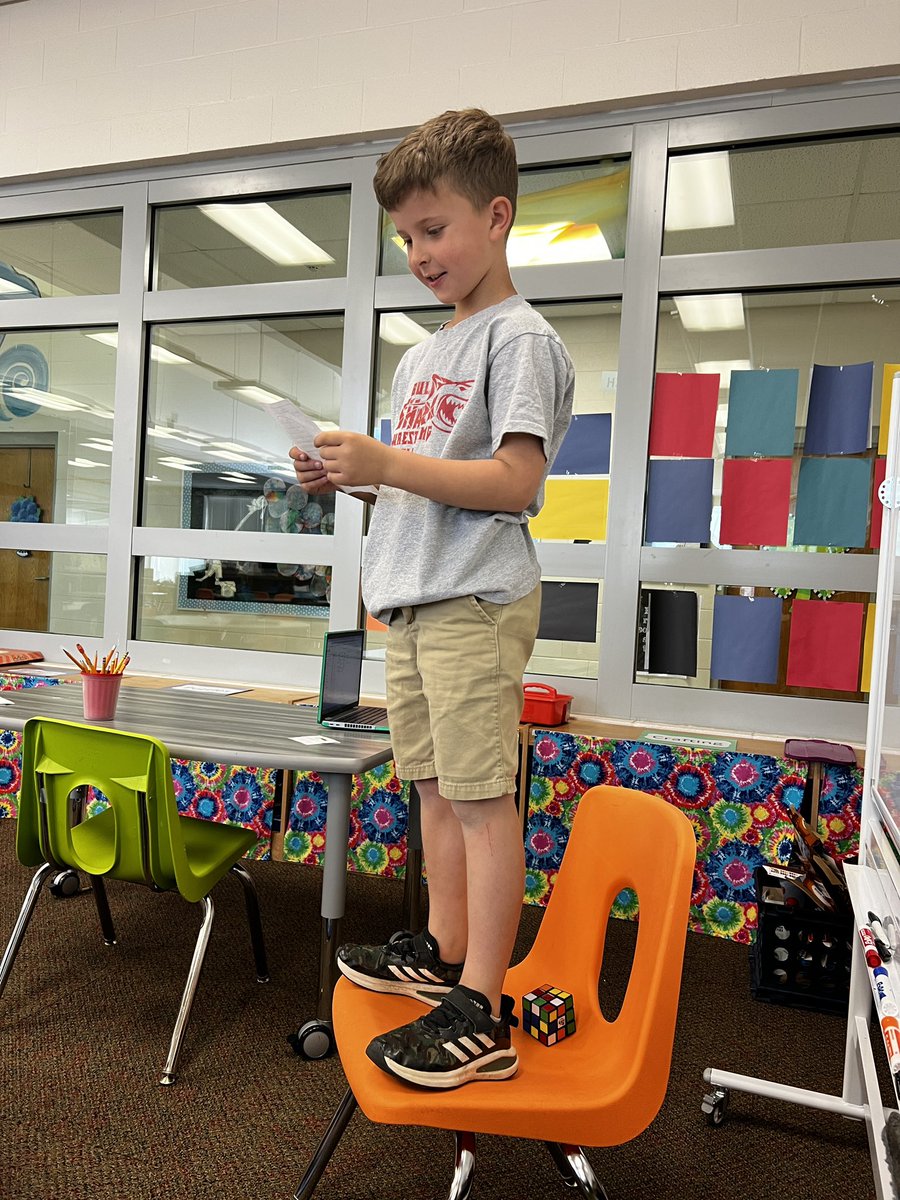 amccalleducates's tweet photo. First graders learned that April is #NationalPoetryMonth. They created their own concrete poems to prepare for #PoeminYourPocket Day in late April! A few brave souls shared their poems during our Poetry Slam. #studentpoet
@MCPSsandcastle #TeamMCPS https://t.co/uMt46uCDbG