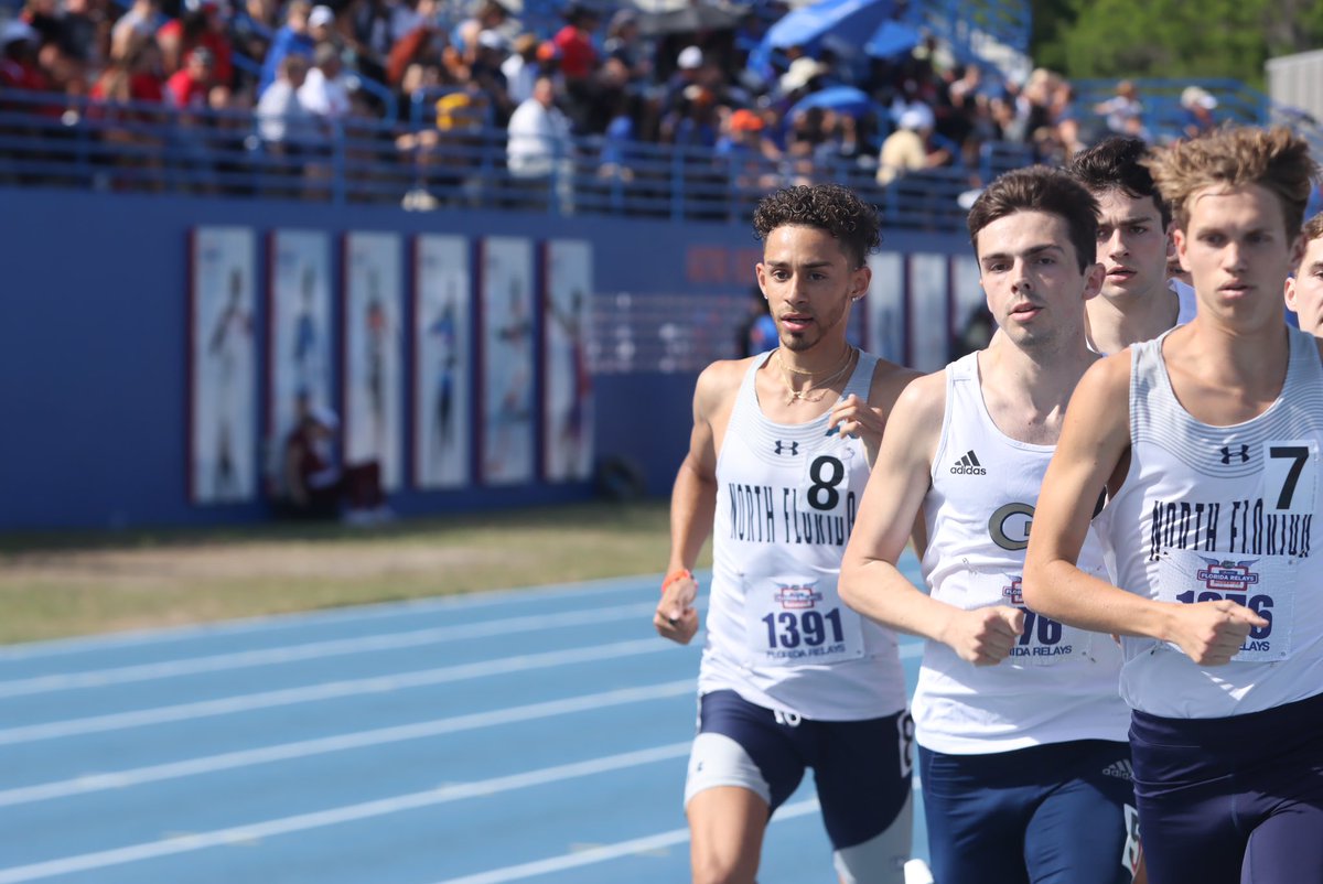 OspreyXCTF's tweet photo. Jared Vazquez, put forth vigorous effort in the mens 1500m taking home the third place rank overall
#SWOOPLife//#SWOOPTogether https://t.co/CAcjakYBvs