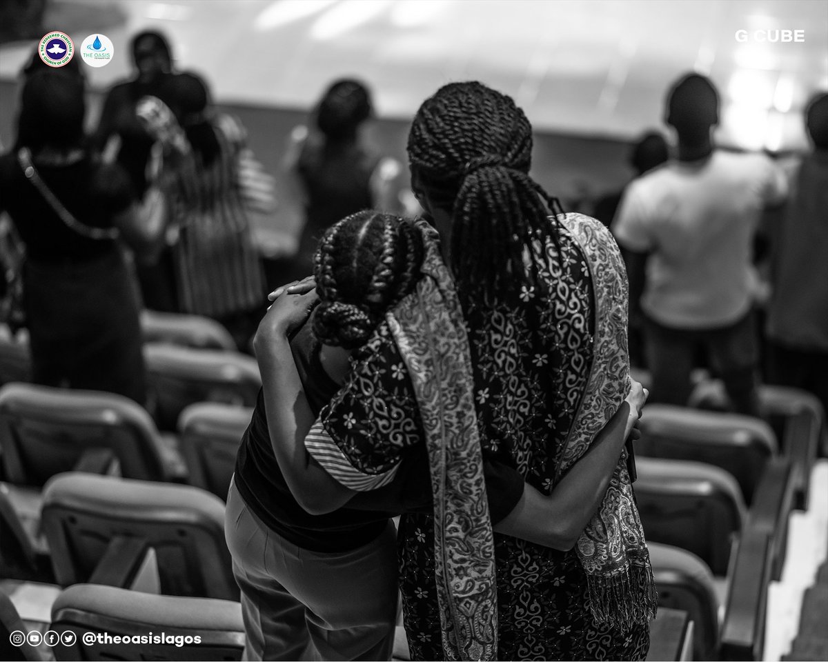 theoasislagos's tweet photo. The Love of God lives here!
How beautiful it is when the children of God dwell together in unity.
We thank God for a blessed time of worship at the G-Cube fellowship today.
We have felt the amazing love of God and our desire is to spread it all around.
#TheOasisLagos #GCube https://t.co/6NYhfpGC6F
