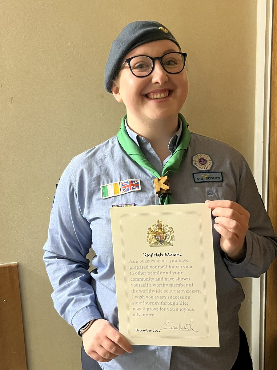 Super proud of scout leader @kayleighxxD who tonight achieved her Queens Scout Award! We are SO inspired by you! @scouts @Midhertsscouts @HertsScouts