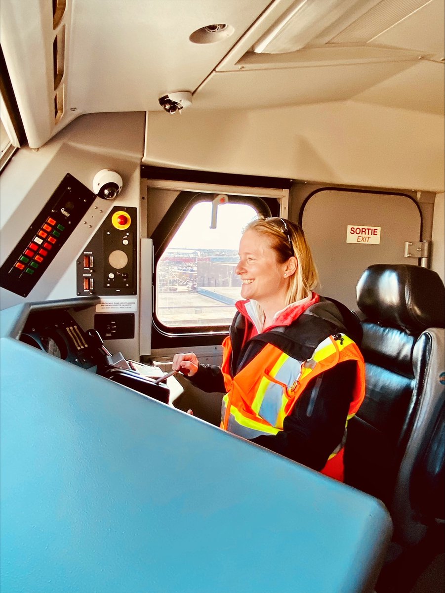 AlstomCanada's tweet photo. "I love managing the behind-the-scenes logistics of our operations.” Meet Carolyn Manelli, Operations Supervisor, dedicated to the service of exo.
Browse our career section https://t.co/nEiaEDFTKj
At Alstom, jobs have no gender.
#TeamAlstom #WHM #NAMServices #AlstomServices https://t.co/VI7zLR1OM7