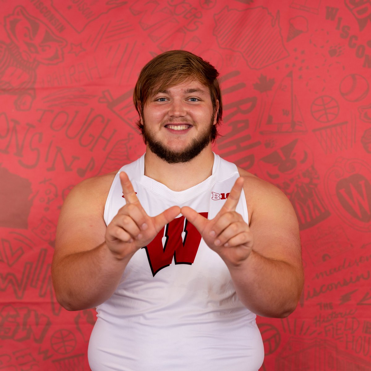 BadgerTrackXC's tweet photo. @NickTomasovic takes 3rd in the hammer throw with 180-11 🥉 https://t.co/SaaLNvZIV8