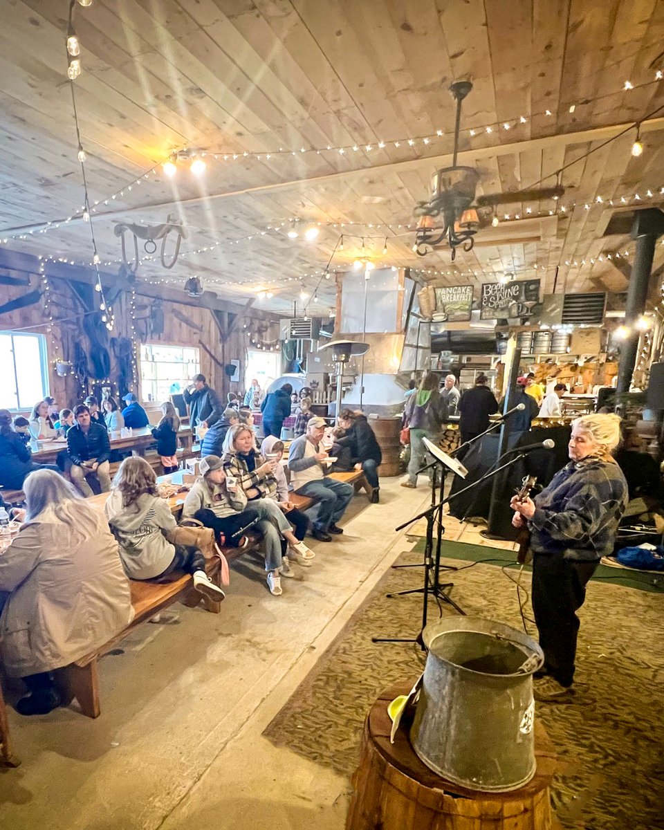 ThinkVermont's tweet photo. Spring is officially sweeter in Vermont. This weekend, sugarhouses across the state are opening their doors for tours and events: https://t.co/fMGxxHbICv
#MapleOpenHouseWeekend #ThinkVermont https://t.co/Adqd2bEngN