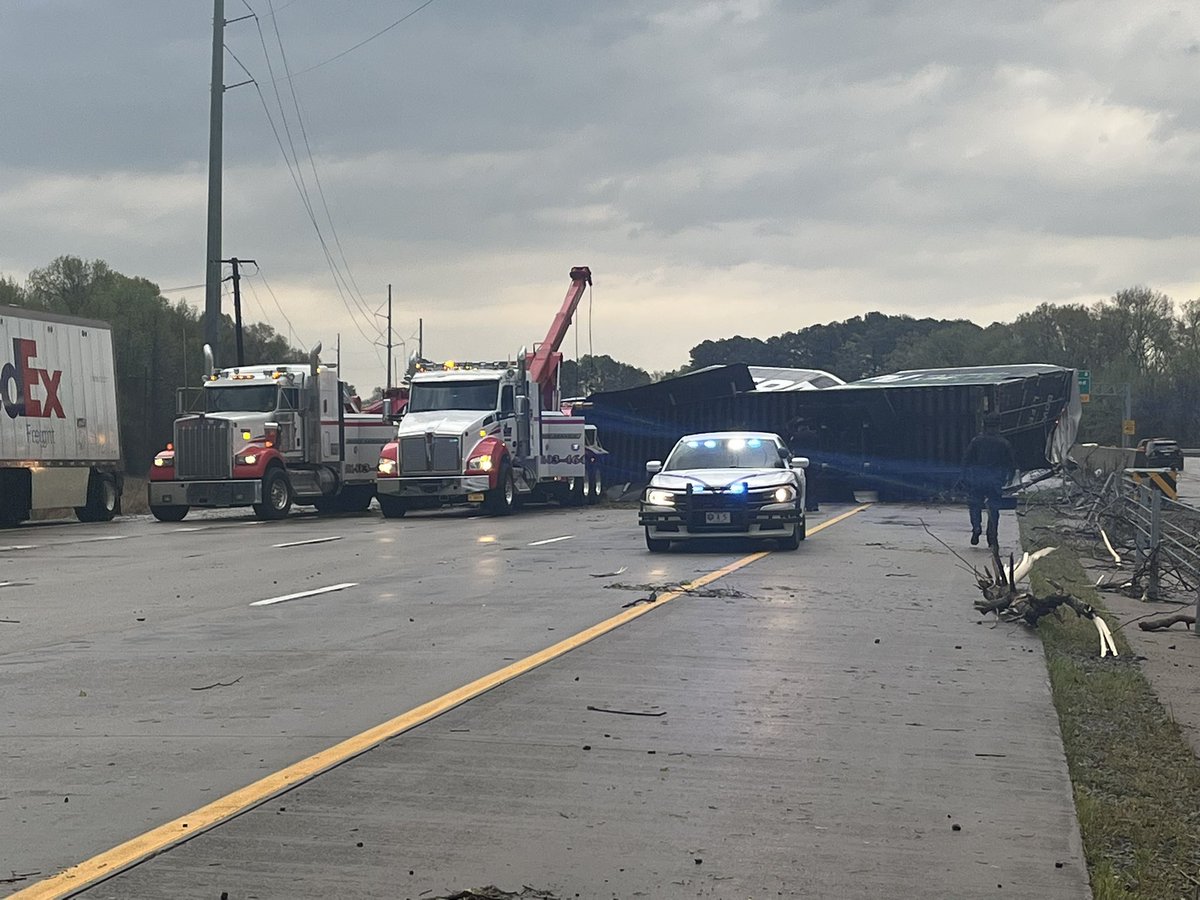 A Tractor-trailer is currently down on 1-67… this is right outside of Jacksonville. Traffic is moving slowly in both directions. <a href="/THV11/">THV11</a>