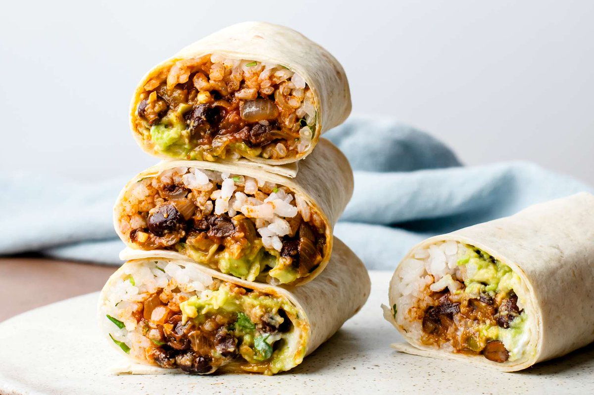 TummyCooking's tweet photo. Hey Foodies!! Lets try this Healthy Veg Burrito today. What can be a better lunch option than a burrito. Moreover, kids love it too 😎. Get it done in 20 minutes. #Burrito #easyfood #Quickfood #tummyfull https://t.co/LIvKgr3JYZ https://t.co/73Od5VJNGg