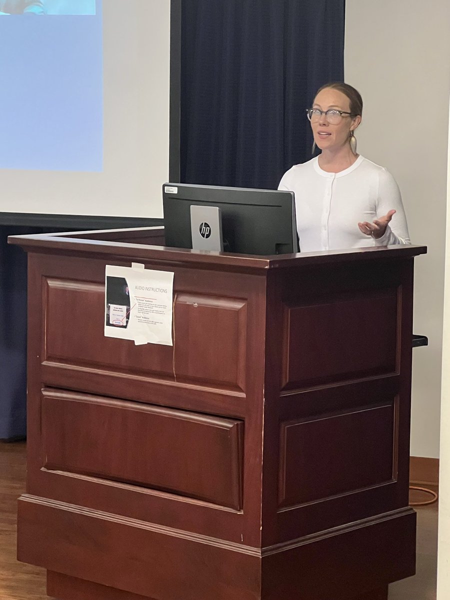 MGHEquity's tweet photo. Closing out #WomensHistoryMonth with a highlight of last night's event; The Soul Stories workshop. Kristie Dean and some of her #TheSoulProject ambassadors facilitated a powerful workshop, celebrating our truths, vocalizing our stories, and embracing our authentic selves. π https://t.co/SQOwFwHr8F