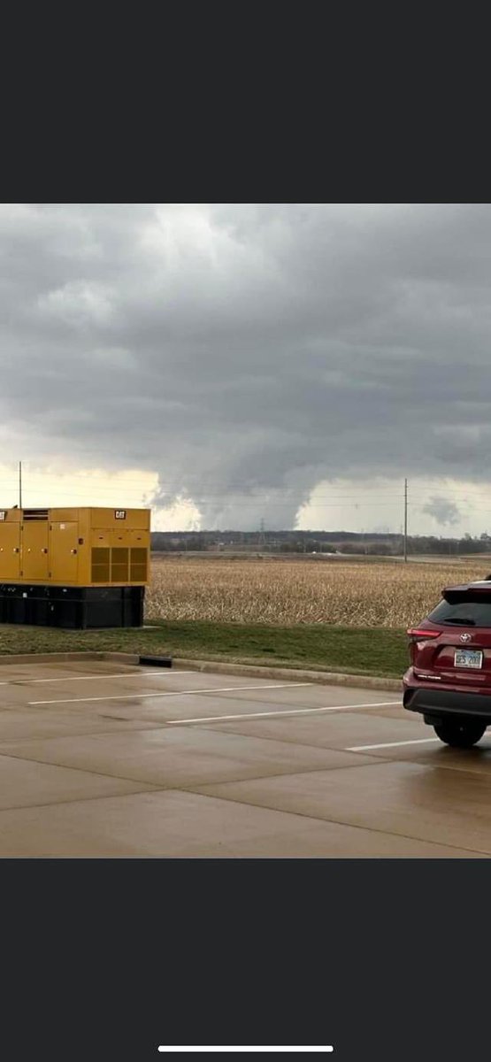 DrSpooky_ER's tweet image. Spotted near the town where I work. 😳