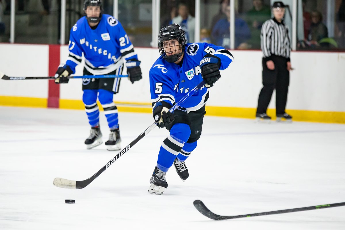 WhitecapsHockey's tweet photo. Defender @sidneymorin was a threat wherever she was on the ice this season. In 24 games, she scored 7 goals and 10 assists, the second most points scored by a defender in the PHF this season, which earned her Defensive Player of the Year Finalist honors.

📸: @KaylaJoFranz https://t.co/PweilkTfJX