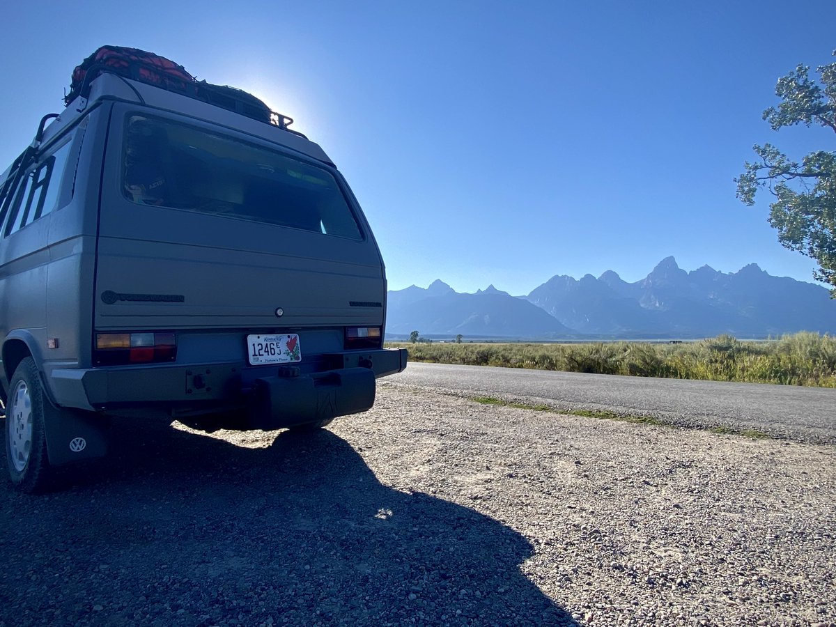 A booty shot from our last expedition to The Tetons.🍑🏔️
#bink #adventure #vwt25 #vwt3 #vanlife #vanlifediaries #homeiswhereyouparkit #campervan #vanlifers #homeonwheels #camper #vanagon #westfalia #van #vwbus #lifeontheroad #campvibes #westy #vw #roadtrip