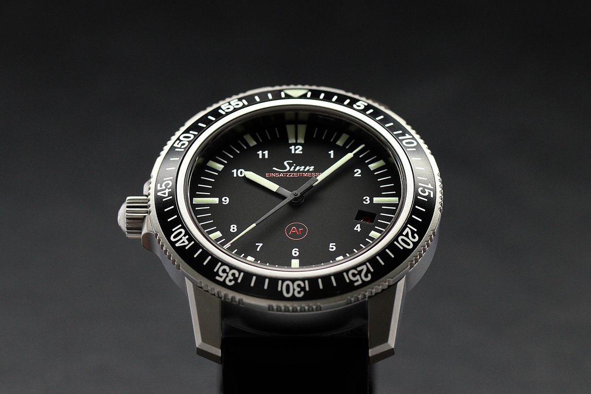 Sinn EZM-3

#diving #divingwatch #watches