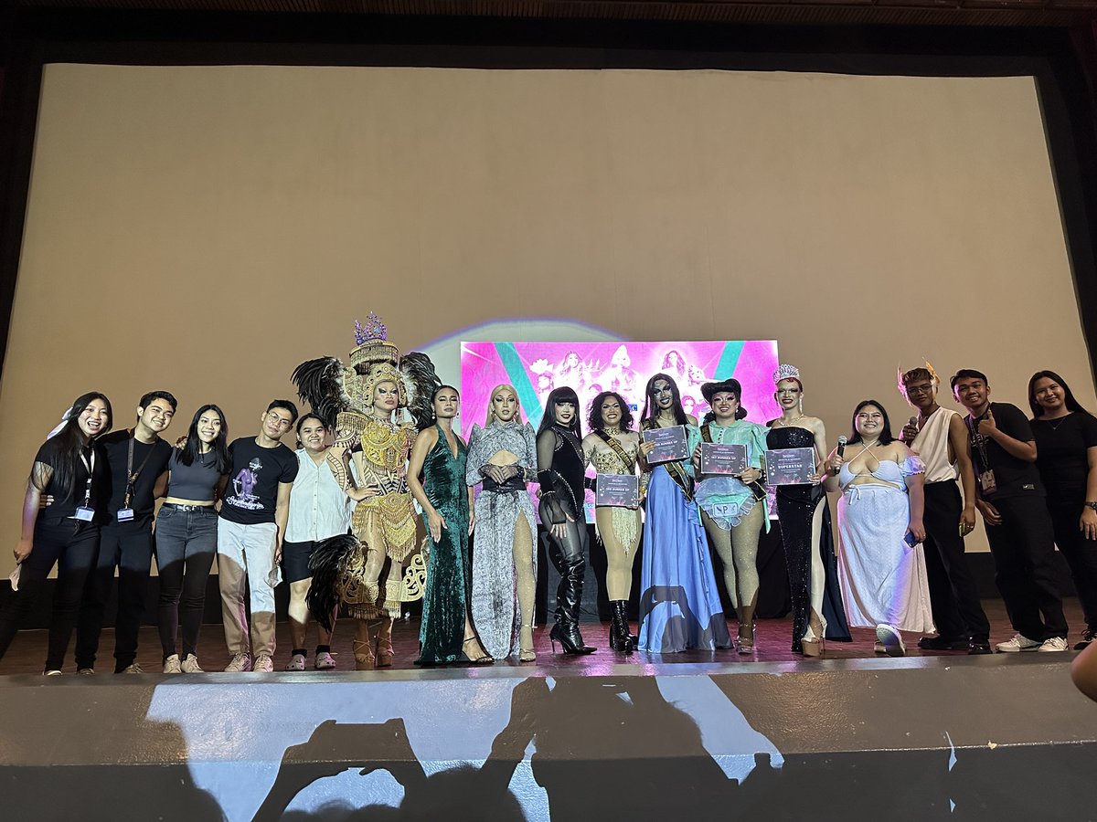 iamstaredecisis's tweet photo. Congratulations to all the winners and thank you so much UP Engineering Community for inviting us. What a fun night! ✨

#Enggstravaganza2023
#EnggWeek2023
#BackToOlympus https://t.co/X28VXSisCv