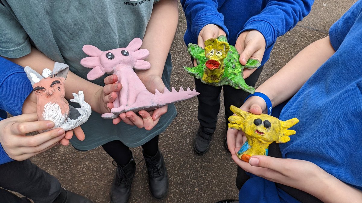 thedellschool's tweet photo. Y5 have ❤️ The Arrival by Shaun Tan and the incredible artwork and have been inspired to design their own creature 'the arrival' may encounter in the new world. We've thought how to care for them by creating both written and visual instructions. #enterprisingcreativecontributors https://t.co/Sdus9U0Dow