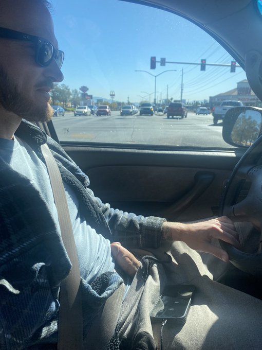 Mornings with Daddy 💜 Happy Friday ☺️ @daddywildex https://t.co/Tq49JsfXDZ<a class="tags" href="/tag/daddywildex">@daddywildex</a><a href="/tag/footworship"class="tags"><span>#footworship</span></a>