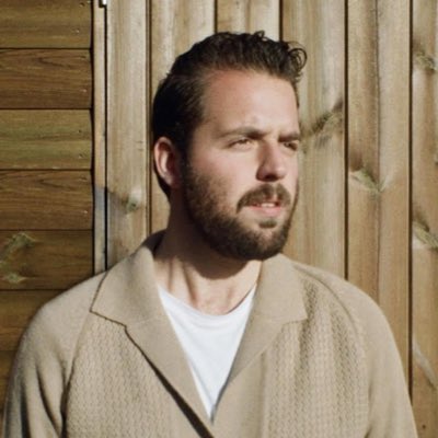 SATREMUSIC's tweet photo. •••my new single 'Rectory Road' is out friday 21st april•••
pre-save link💚(it helps A LOT!)
https://t.co/MC1qjko7zs https://t.co/hIxSeN5j73