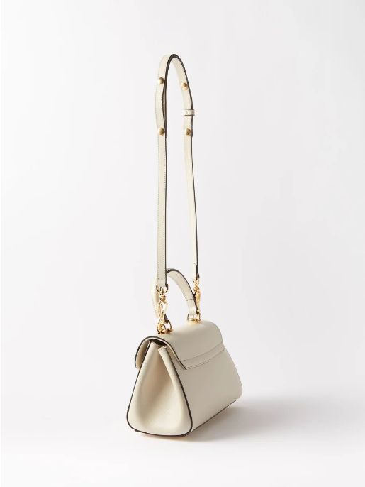 sathy22's tweet photo. GUCCI
1955 Horsebit mini leather handbag

https://t.co/85tABWAWQP

#handbag #HandBags #handbagmurah #handbagwanita #handbagmalaysia #handbagcewek #handbagcantik #handbaglover #handbagkulit #handbagimport #handbagmurahmalaysia  
#TransDayOfVisibility #fridaymorning #FursuitFriday https://t.co/BNfRBnf3M4