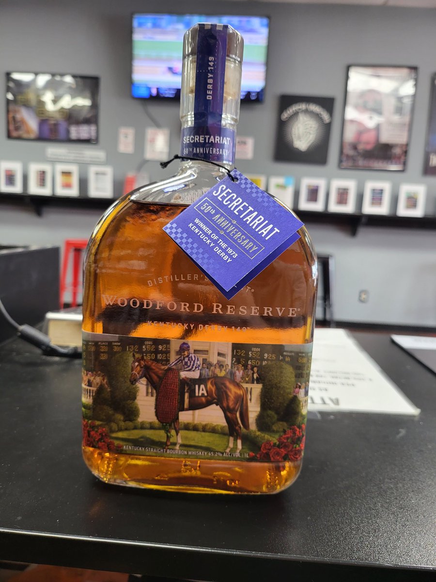 ArchRiggs42's tweet photo. Cheers @racing_dudes https://t.co/lNcDGX8Ddv