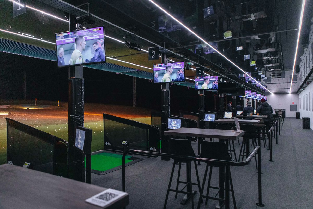 See you on the #DrivingRange open this evening 'til 12 midnight 😊 #golfworldstansted #stanstedgolf #lategolf #nightgolf