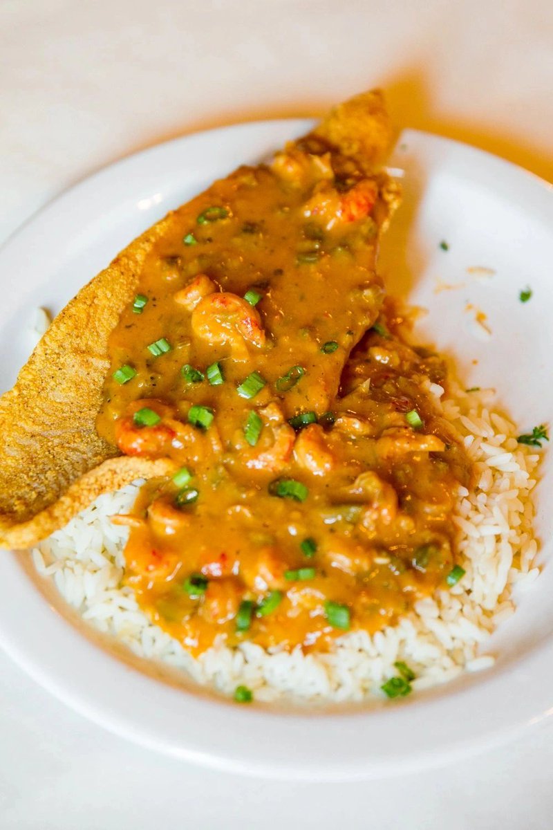 If you consider yourself a professional orderer, then this is the place for you! #RobertosRiverRoadRestaurant #Robertos #CajunFood #CreoleFood #CajunRestaurant #EatLocal #SunshineLA #LouisianaFoodie #CajunCountry