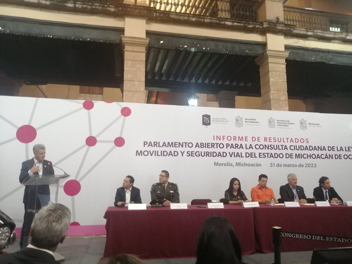 Estamos en el Congreso del Estado de Michoacán escuchando los resultados de la consulta ciudadana para la Armonizacion de la Ley de Movilidad y Seguridad Vial en el Estado de Michoacán #NoMasMuertesViales #HaciendoEquipo