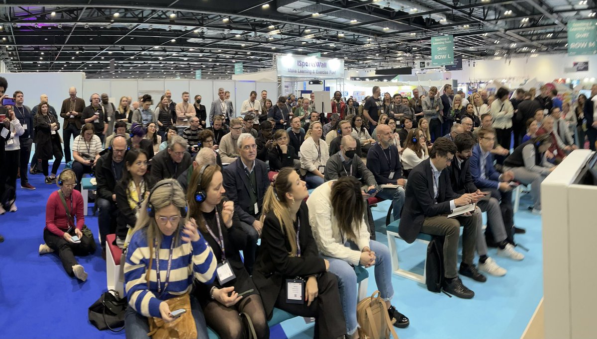 End of a lovely #BETT2023 which retains its huge global audience. This year numbers are up &amp; COVID worries seemed down. This was the crowd assembling early for my Futures talk with SO many familiar faces! How good to see you all, friends