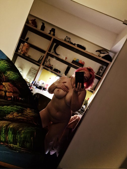 Hidden Exclusive Creator - Princess MV 👸 - ✨️'s pics and videos Archive HD - Private Collection - FskFCsUWAAg0UYt jpg:small visual 10