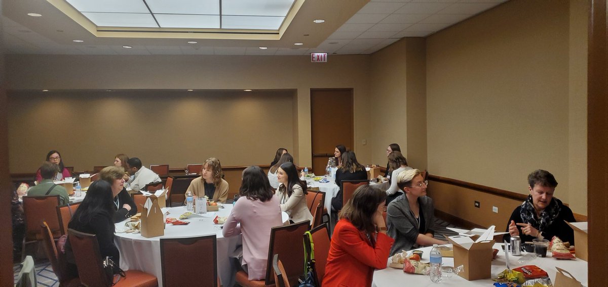 ZacharyColton1's tweet image. So glad to see the great attendance at the student mentoring session! Thank you to all of our wonderful mentors! #SPACC2023 @SPPDiv54