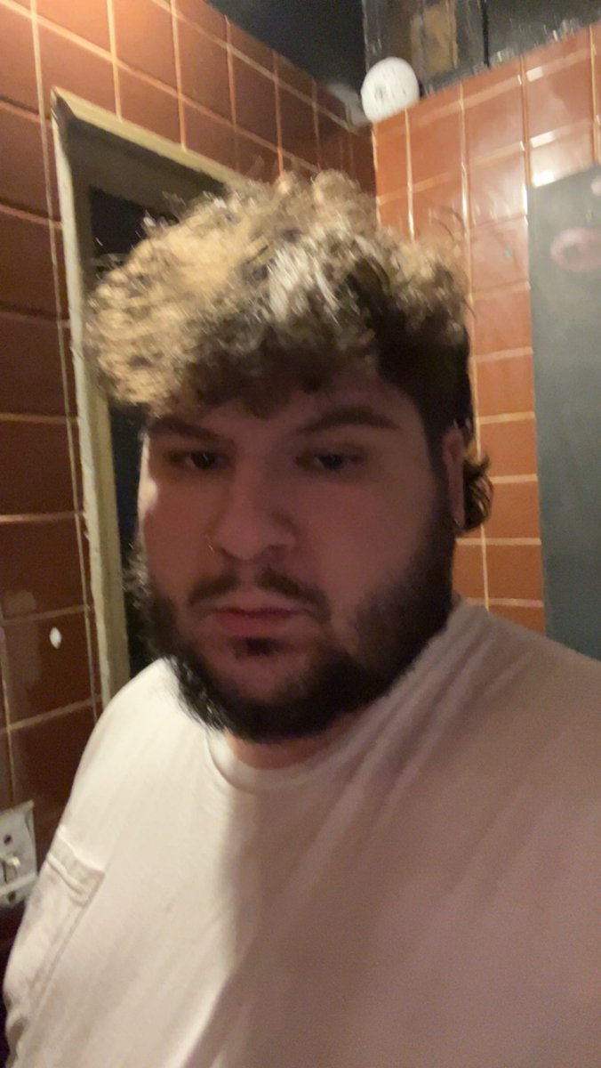 hanfjob's tweet image. If you see this tweet, quote it with 4 pics that expose your taste in men