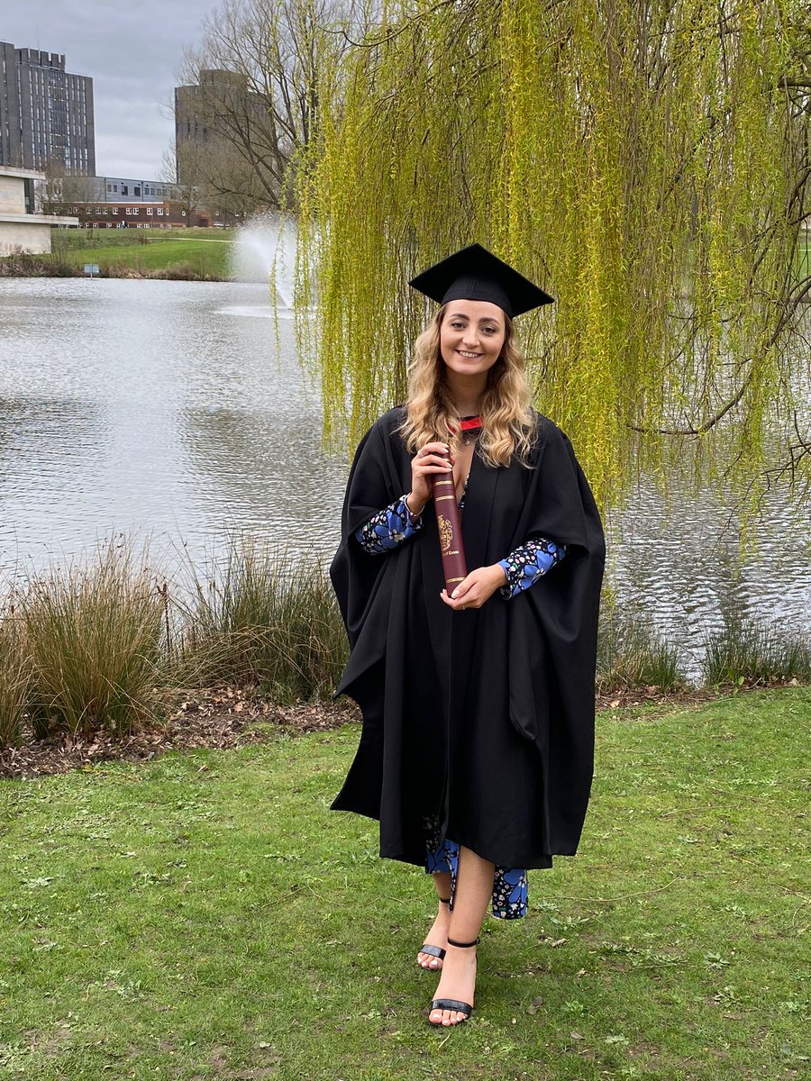 CharlotteEmSLT's tweet photo. A mid-week break from work to celebrate my MSc graduation 🎓🎉 6 months into working as an SLT, I can safely say it was worth every second 🥰 https://t.co/1tkJ7a6oRP