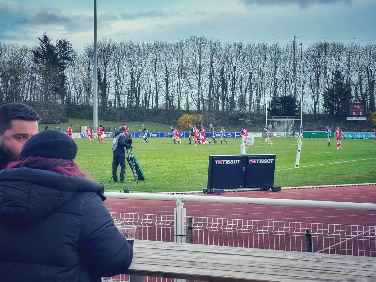 fanny_abernathy's tweet photo. Jour de match #RCMEFCG https://t.co/wj0fBzlVwq
