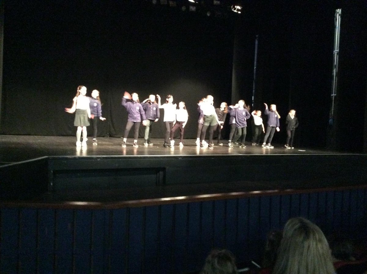 Ashcombe School tweet media