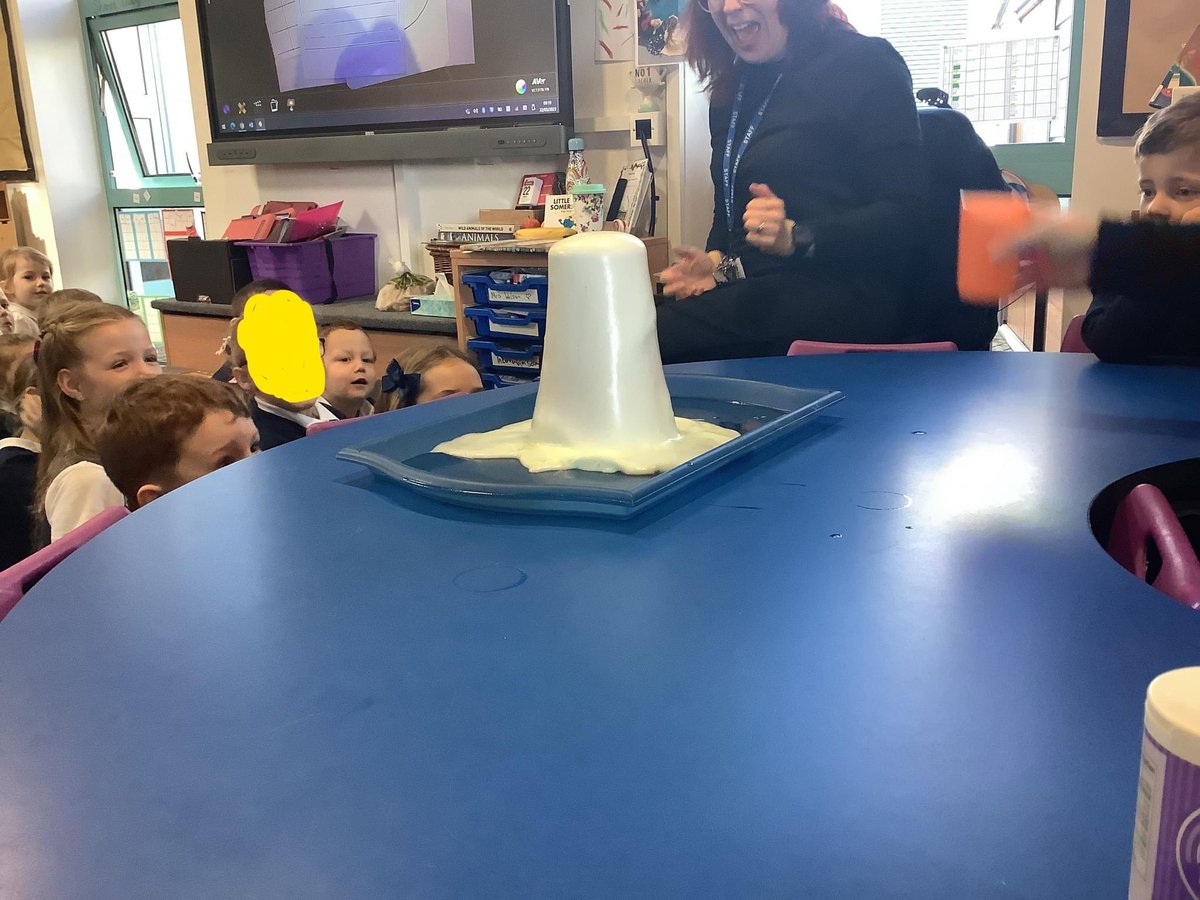 Ashcombe School tweet media