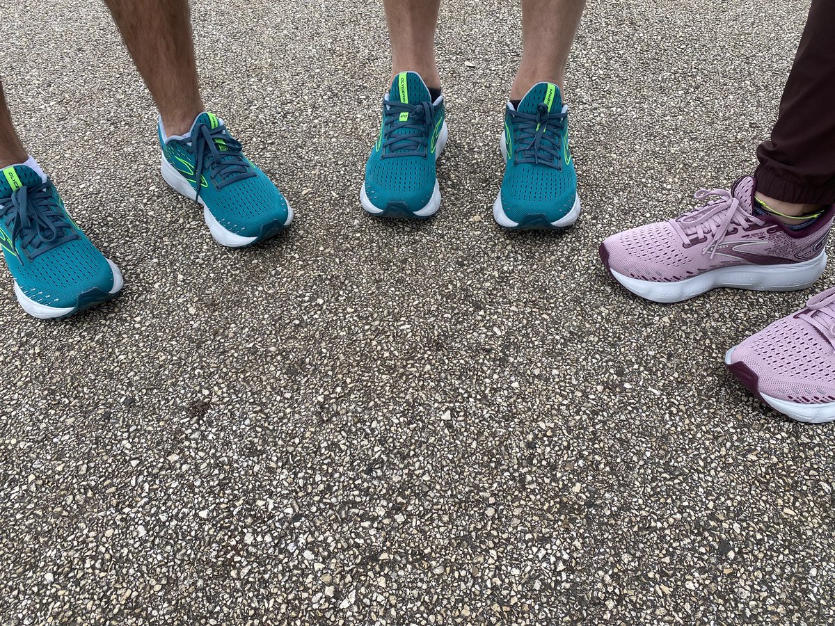coachgroffMS's tweet photo. Marathon kids has been great for our students. They also made it great for us coaches 😎 Thanks @brooksrunning #marathonkids https://t.co/dS4pnfKiXL