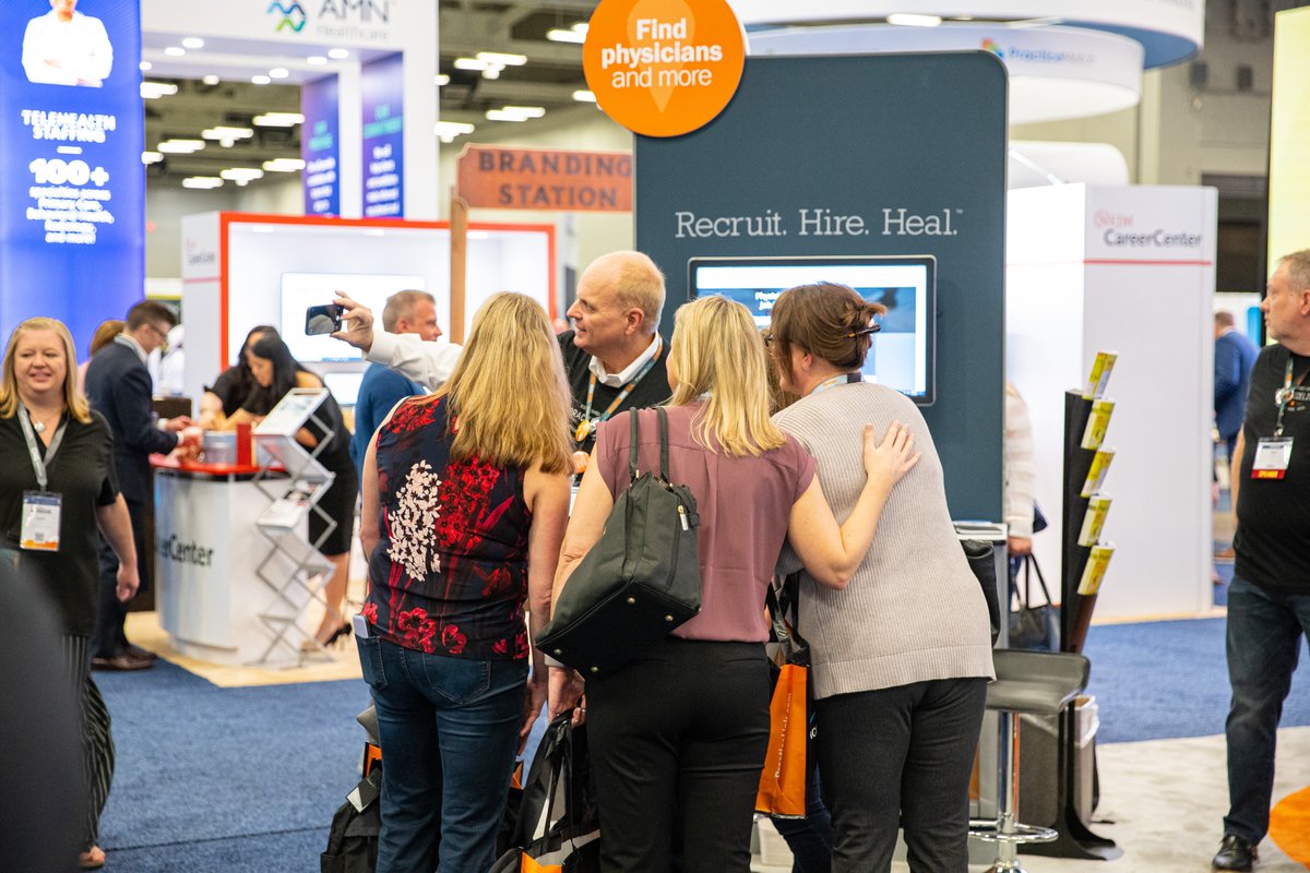 PracticeLink's tweet image. We had the best time connecting with all of you in-house recruiters in Austin last week. 🧡💙 Thank you to @theAAPPR and our amazing clients for another fantastic event! 

If you&apos;d like to relive some #AAPPR2023 highlights, check out our photo album here: facebook.com/media/set/?set…