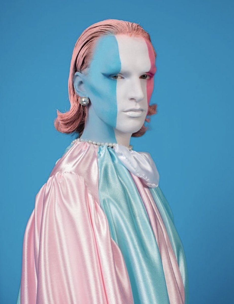 YannyCharleston's tweet image. Happy #TransDayOfVisibility 🏳️‍⚧️💕

My craft has always been a place of refuge and discovery for myself as a trans person. And if anything, I hope I’ve showed you all that makeup or any craft can be same for you. 

I love all of my trans siblings out there sm, I’m proud of u all.