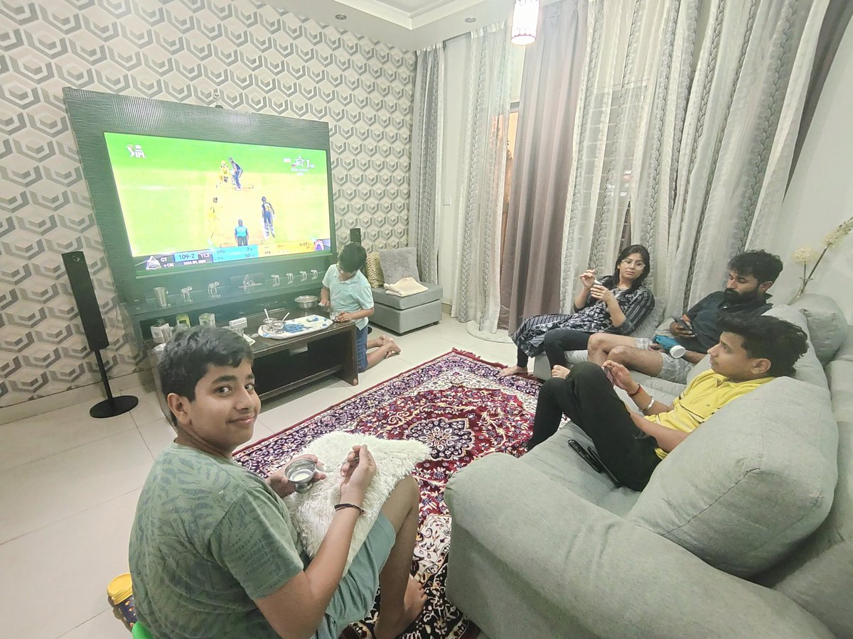 Arsh22000's tweet photo. @StarSportsIndia #MYSOCIETYSTADIUM, Is this the Last Season for MSD😢 https://t.co/tn1BWNjEZw