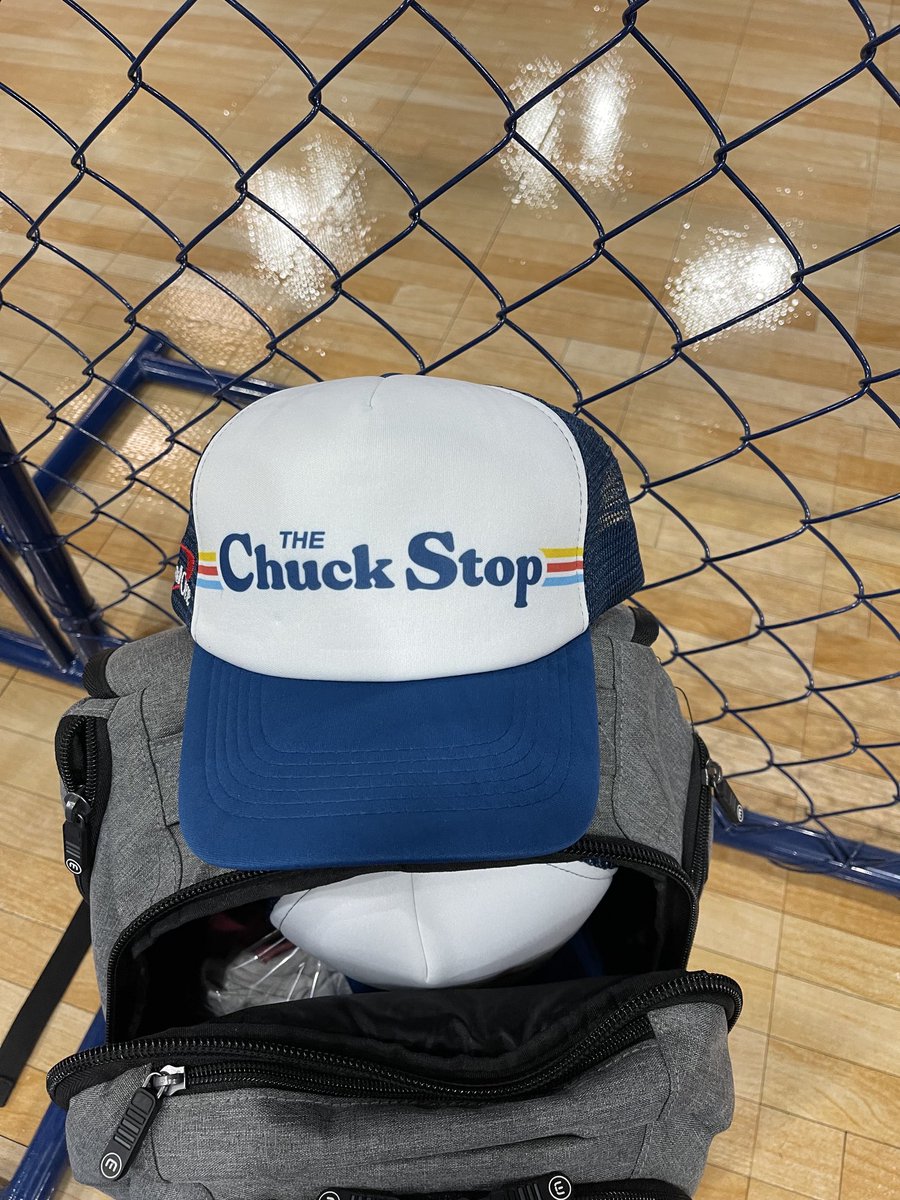jmpblazek's tweet photo. Who needs to watch the games….my experience is complete with a Chuck Stop hat and photo!   #chuckstop #CharlesBarkley https://t.co/pHKMdG2WmU
