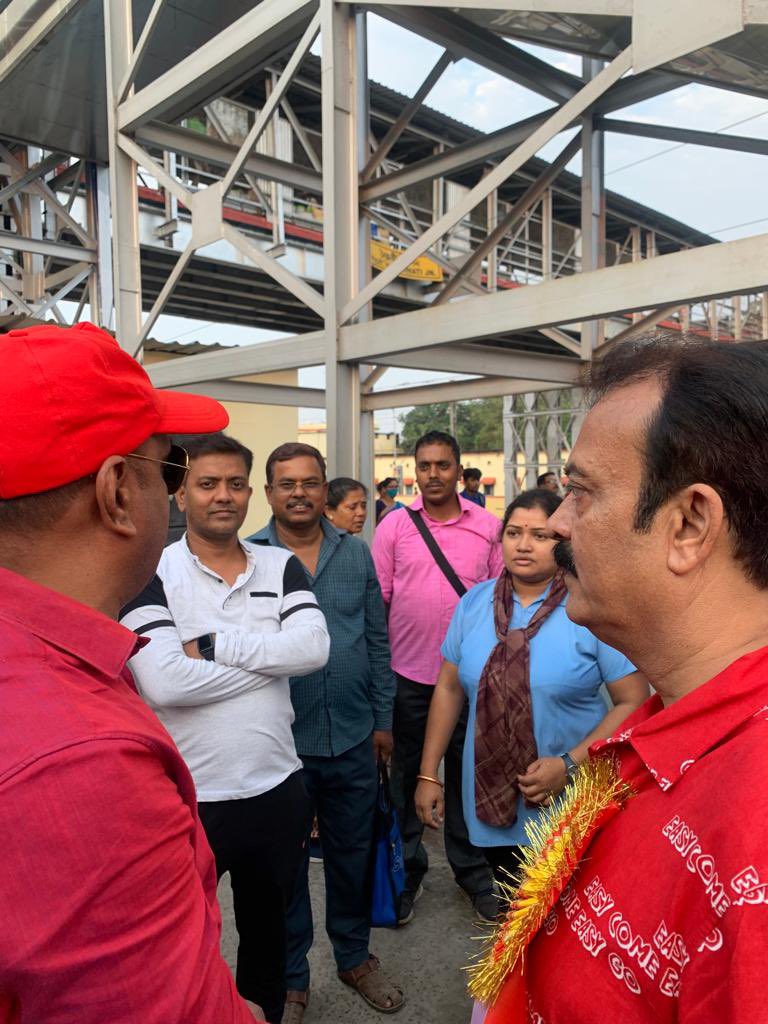 Naihati crew lobby (Sealdah Dvn. ER) visited today at 18 hrs….🙏🏻🚩🚩🚩🚩🚩
<a href="/ShivaGopalMish1/">Shiva Gopal Mishra</a> <a href="/AIRF_COMMS/">AIRF.COMMS</a> <a href="/airfindia/">AIRF</a> <a href="/NWREU/">NWREU</a> <a href="/NFRMUNJP1/">N. F. RAILWAY MAZDOOR UNION@NEWJALPAIGURI</a> <a href="/NFRMUCENTRAL/">NFRMU</a>