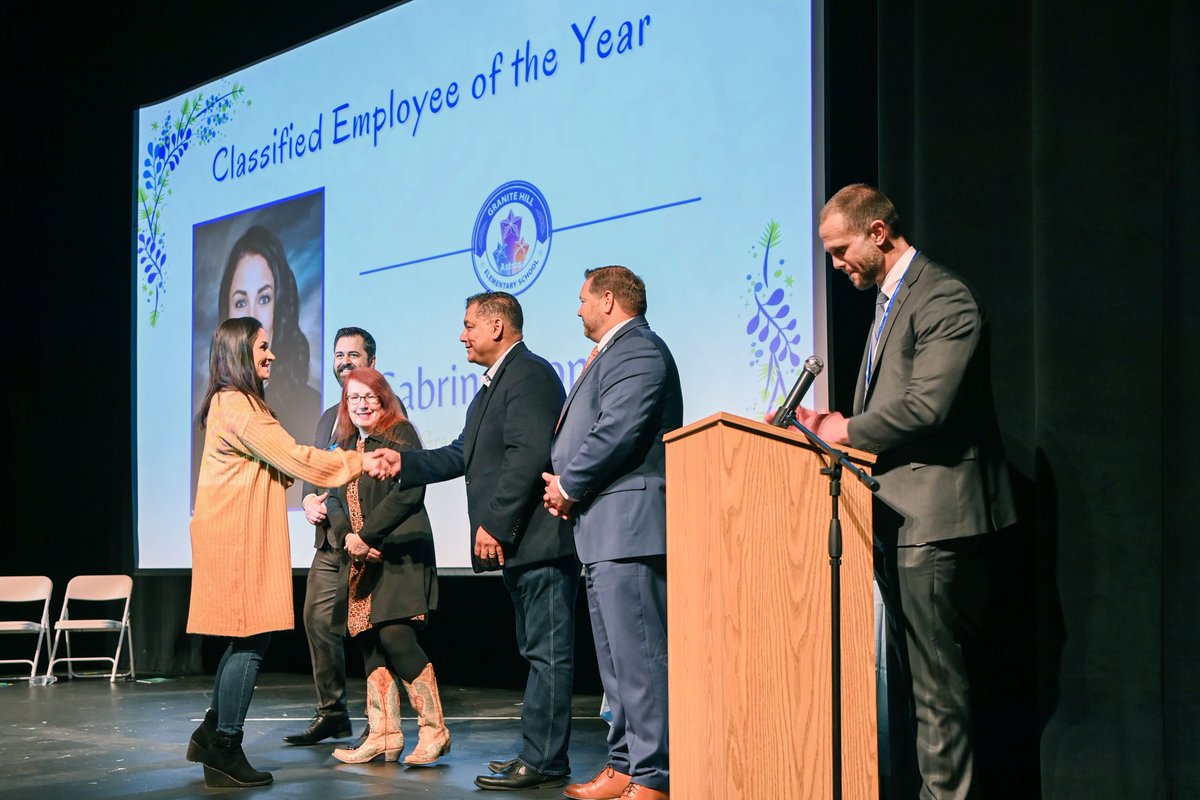JUSD_Supt's tweet image. What an honor to recognize our incredible Employees of the Year at our Celebrating JUSD Educators event last night. Thank you to all of you for everything you do for students and families. You are the reason JUSD is such an incredible district. 
#jusd #jusdshares #jusdvision