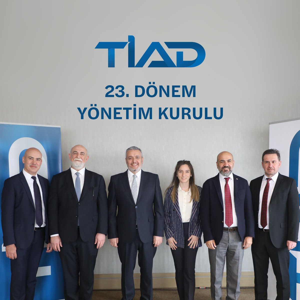 TIAD1992's tweet photo. Takım Tezgahları Sanayici ve İş İnsanları Derneği (TİAD), olağan genel kurulunu gerçekleştirdi. TİAD’ın 23. Dönem Yönetim Kurulu Başkanı, Akmakina Yönetim Kurulu Başkanı Murat Akyüz oldu. https://t.co/nP3IYkyUEE
