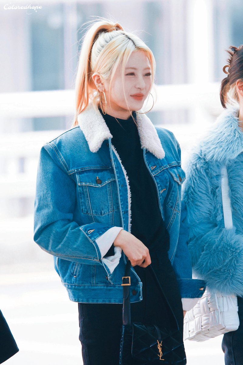 colored_hope's tweet photo. Happy April Fool‘s Day
#AprilFoolsDay
#happyfoolsday 

#허윤진 #윤진 #ユンジン
#HUHYUNJIN #YUNJIN
#LE_SSERAFIM #르세라핌 https://t.co/pFjYI4JWob