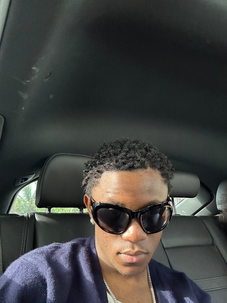 lumi_boy's tweet photo. My love for @vict0ny big pass Ebelebe🤫🤭🥺 https://t.co/IRmhDFmmLV
